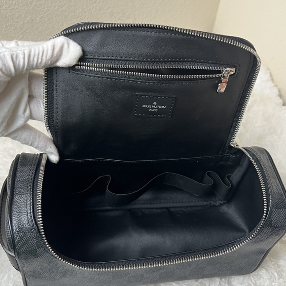 Louis Vuitton Damier Graphite Toiletry Pouch - Picture 8 of 9